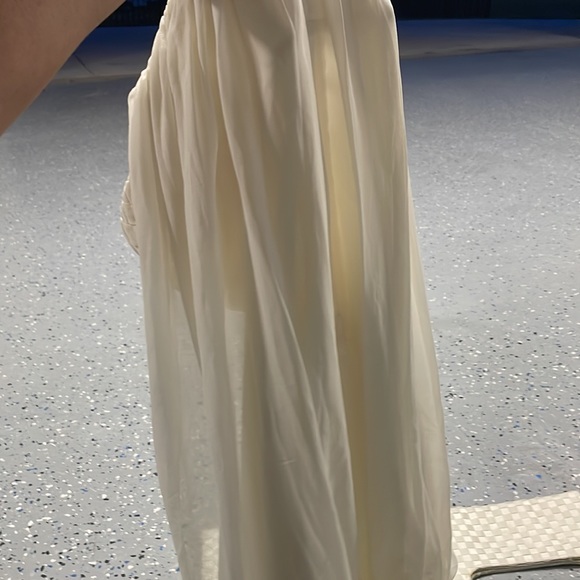 Set dress and over sized cluch - Picture 4 of 7